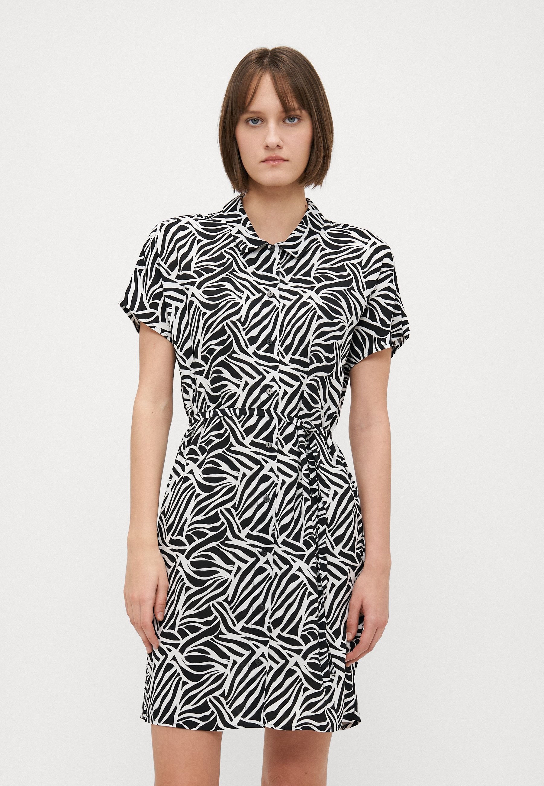 ONLNOVA LIFE VIS SHIRT DRESS Media 3