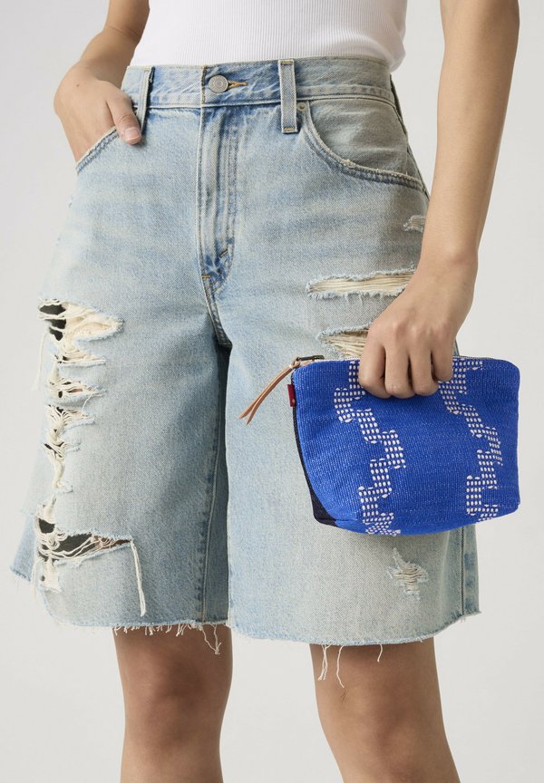 Levi's® LEVI'S X MERCADO GLOBAL CRISTINA MINI PO - Clutch - beached rinse - blues