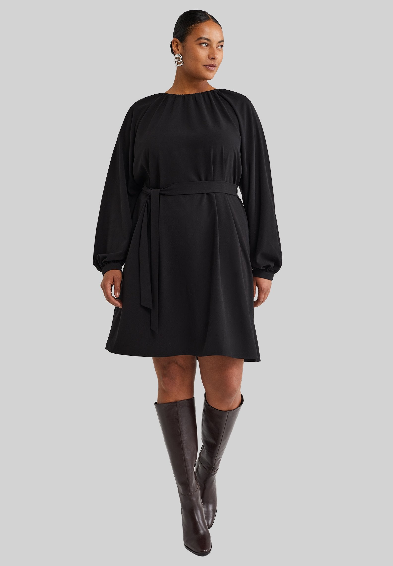 WE Fashion CURVE