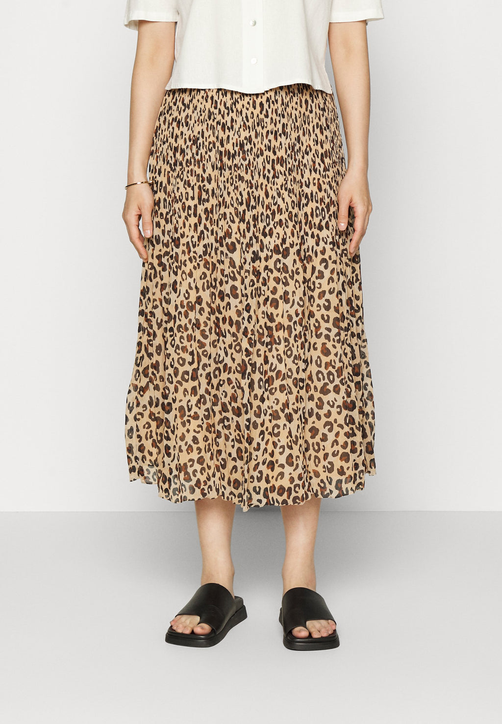 Marks & Spencer FLUID PLEAT SKIRT