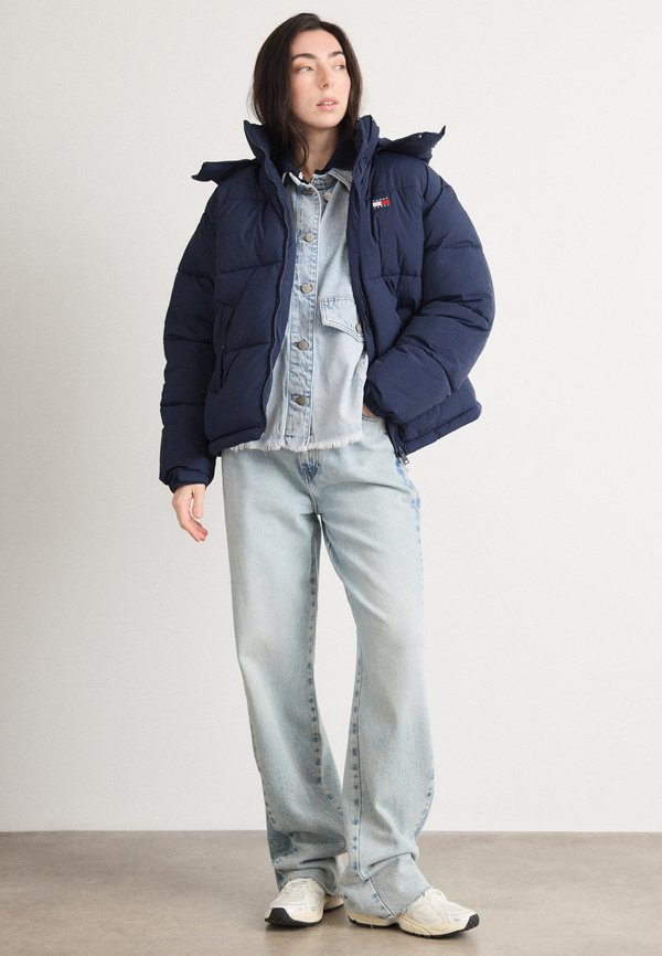 Tommy Jeans HOODED FLAG PUFFER