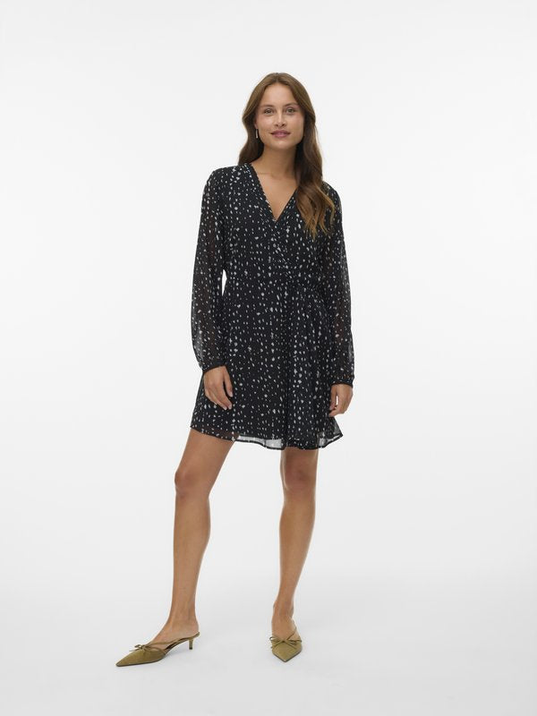 Vero Moda VMHOLLY SHORT DETAIL DRESS  - Day dress - black hattie