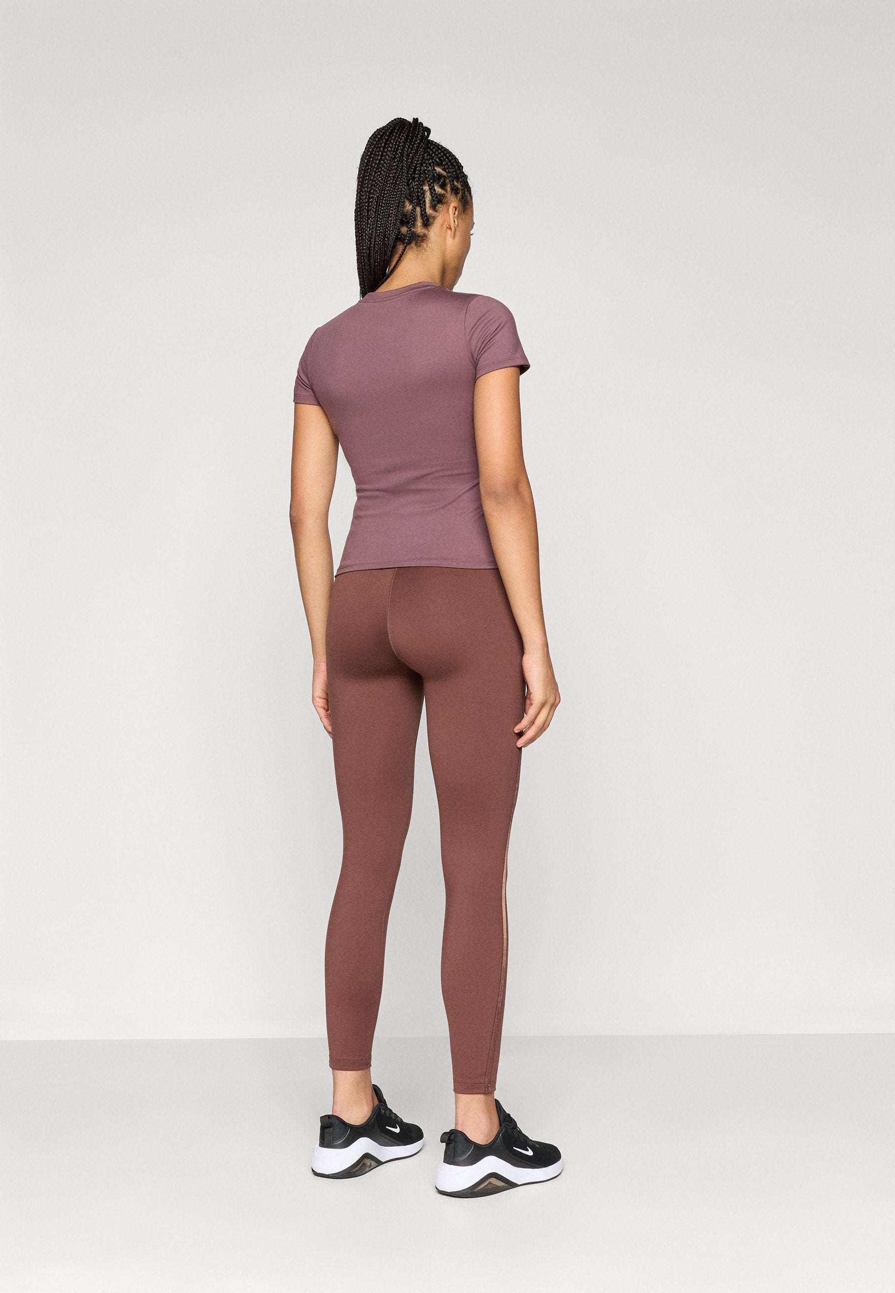 Nike Performance