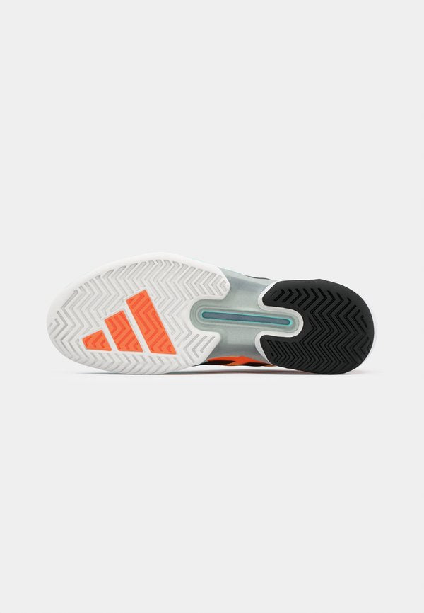 adidas Performance ADIZERO UBERSONIC 5