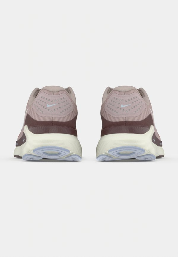 Nike Performance STRUCTURE 26