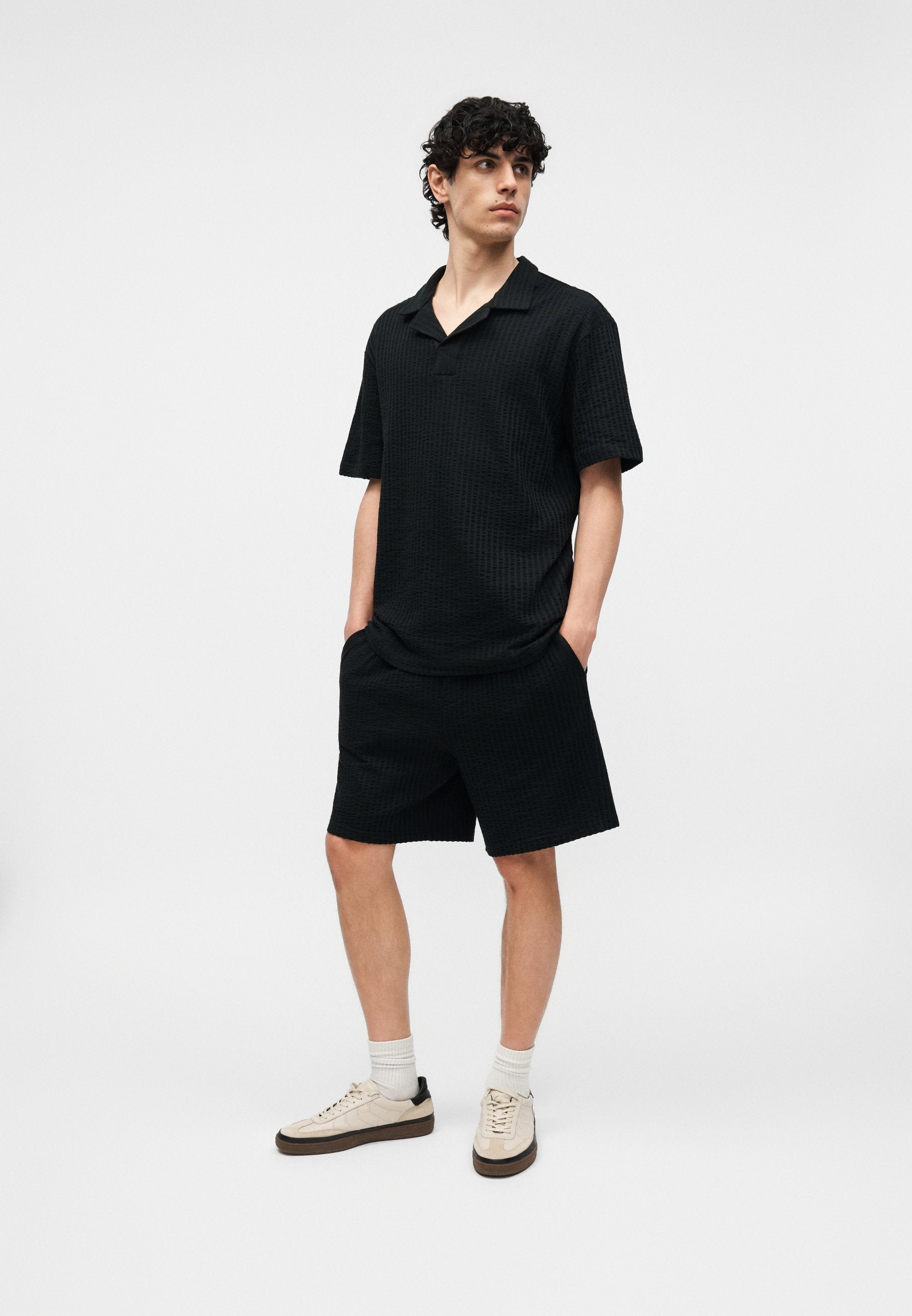 ONSAUSTIN SET  Media 2