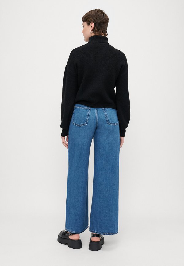 Vero Moda Tall VMYVONNE ROLLNECK ROLLEDGE