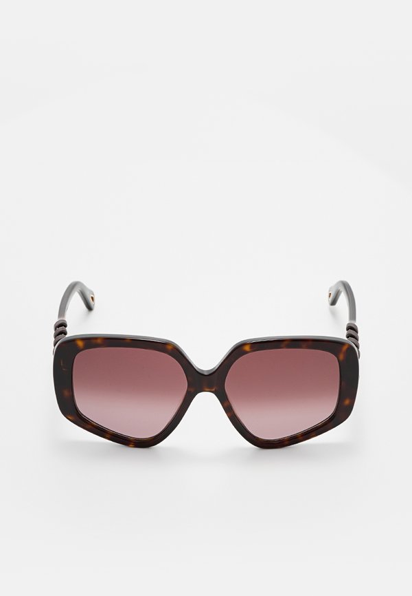 CHLOÉ