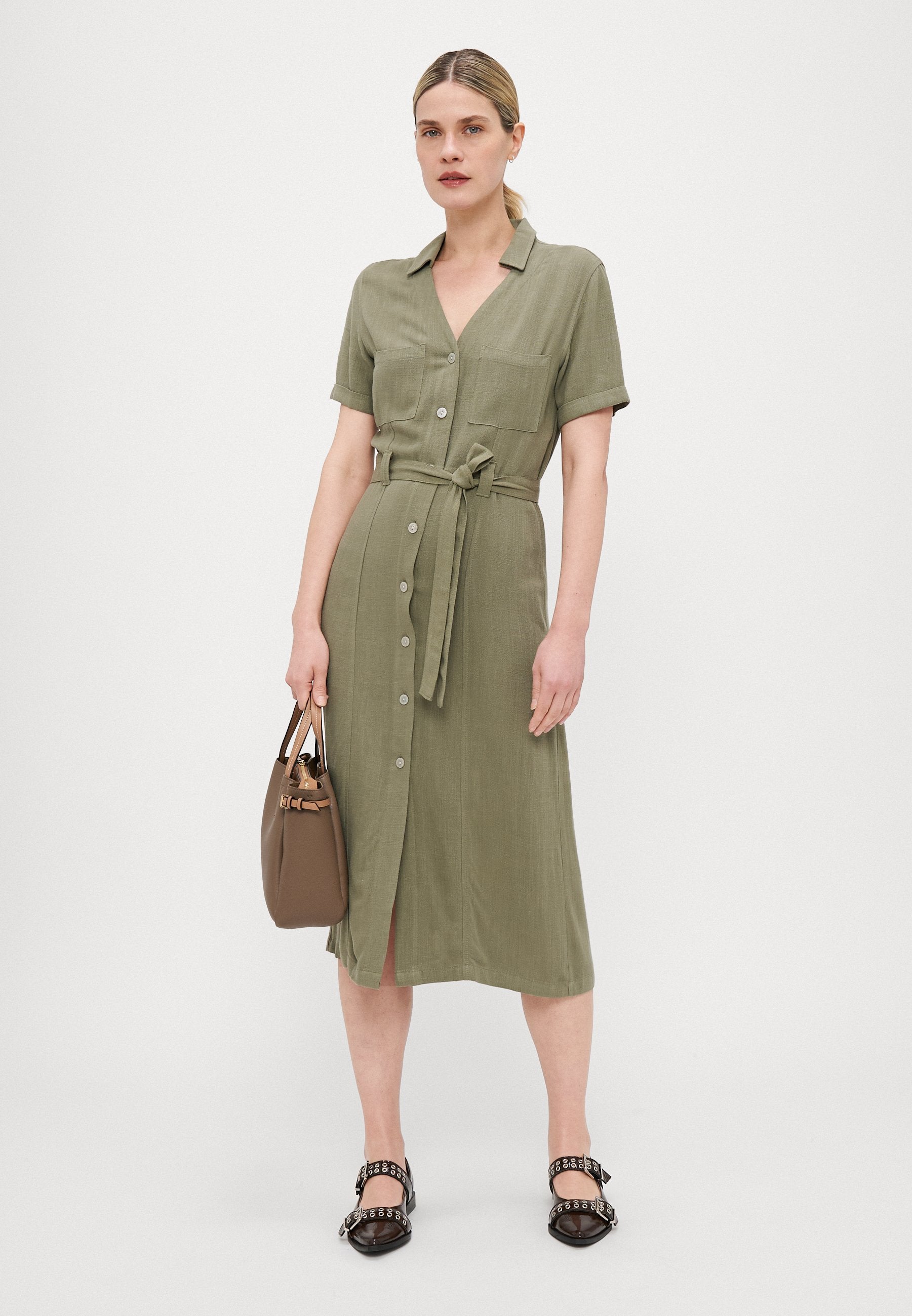 ONLSIESTA SHIRT DRESS Media 2