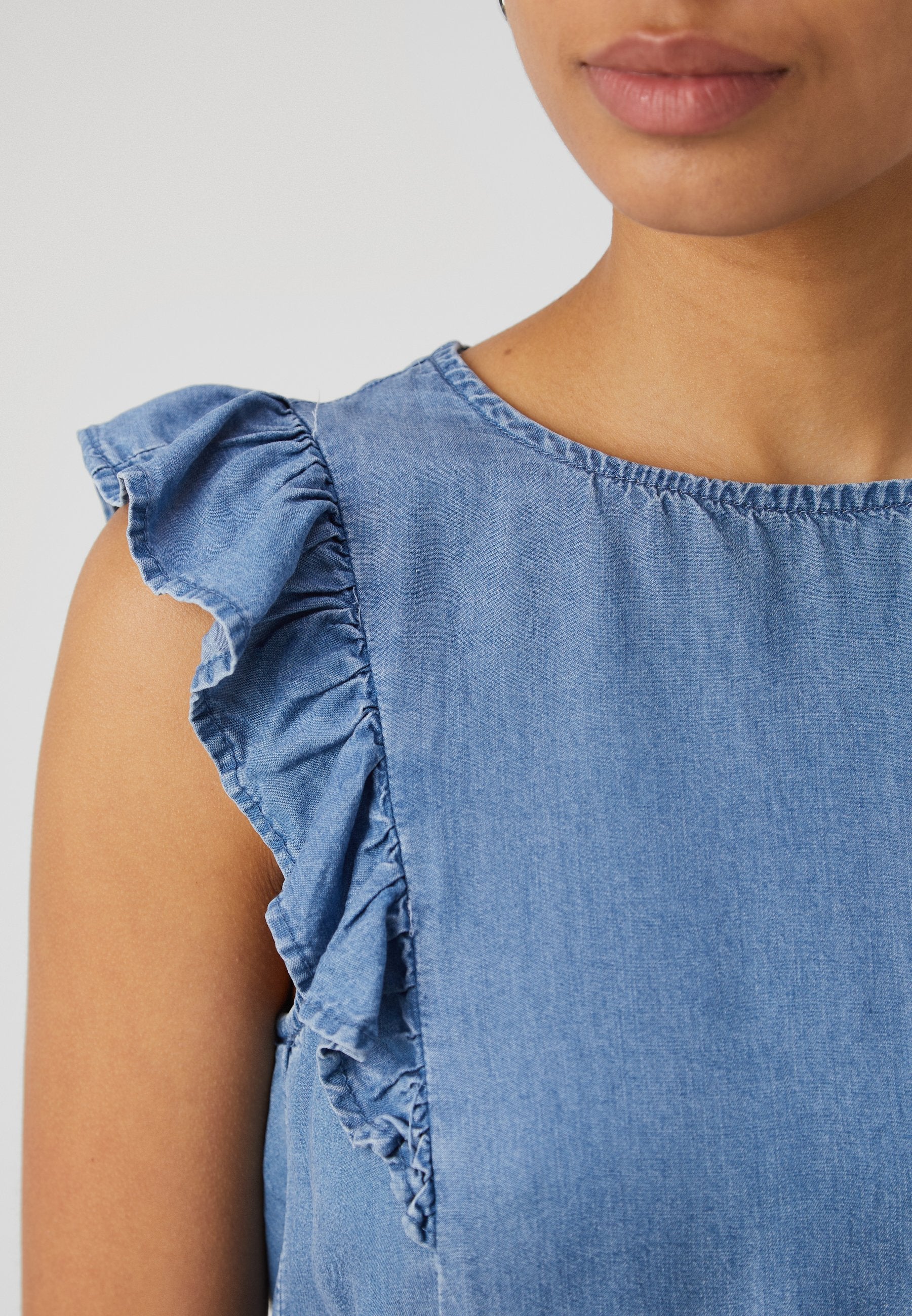 ONLY ONLPEMA FRILL BELT DRESS