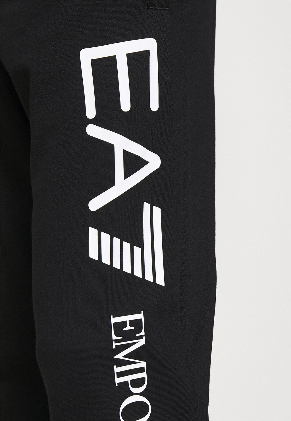 TROUSER Media 5