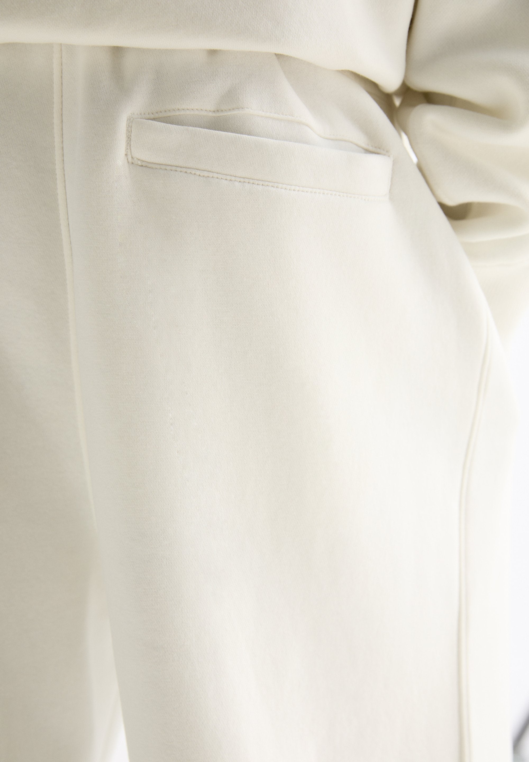 PULL&BEAR BAGGY