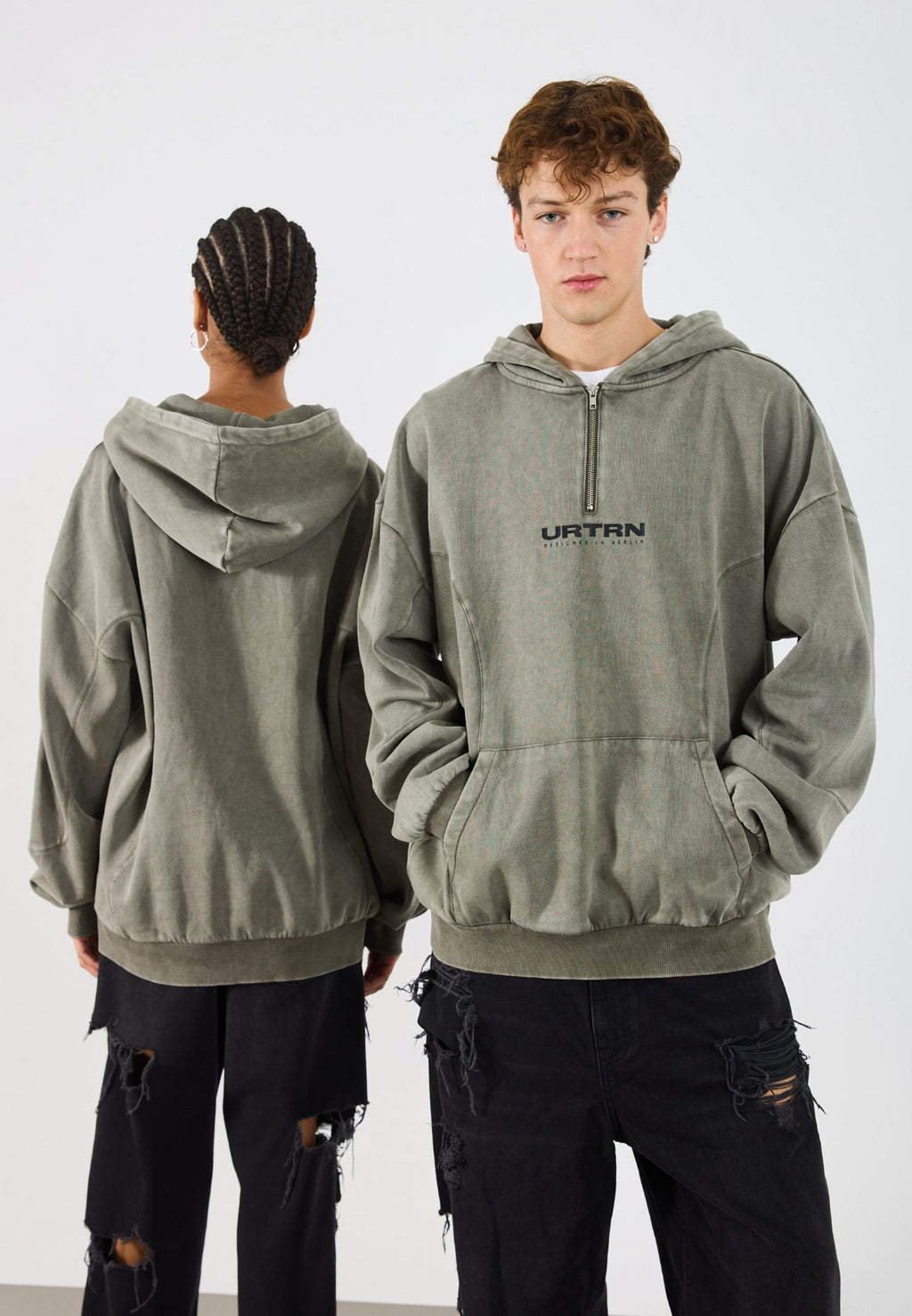 YOURTURN UNISEX RELAXED FIT CURVED HEM QUARTER-ZIP HOODIE