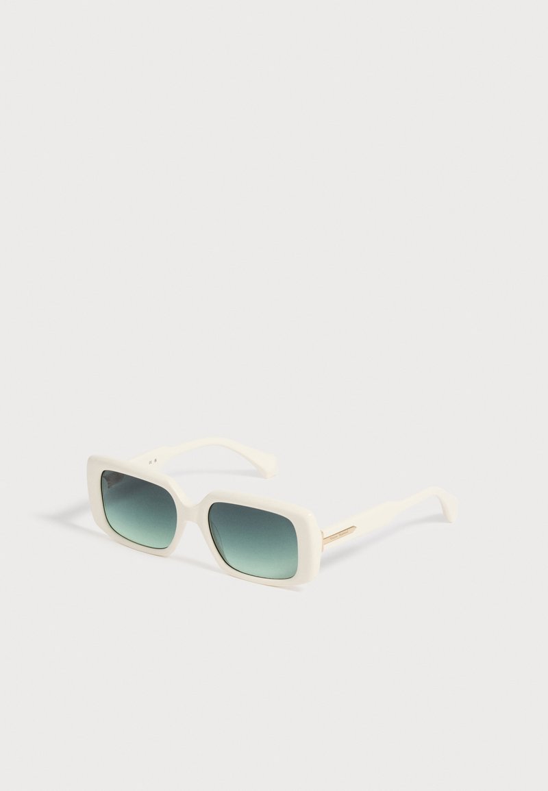 Rechteckige Sonnenbrille mit weißem Rahmen, verlaufend dunklen Gläsern und schlanken Bügeln, leicht schräg auf weißem Hintergrund gezeigt.