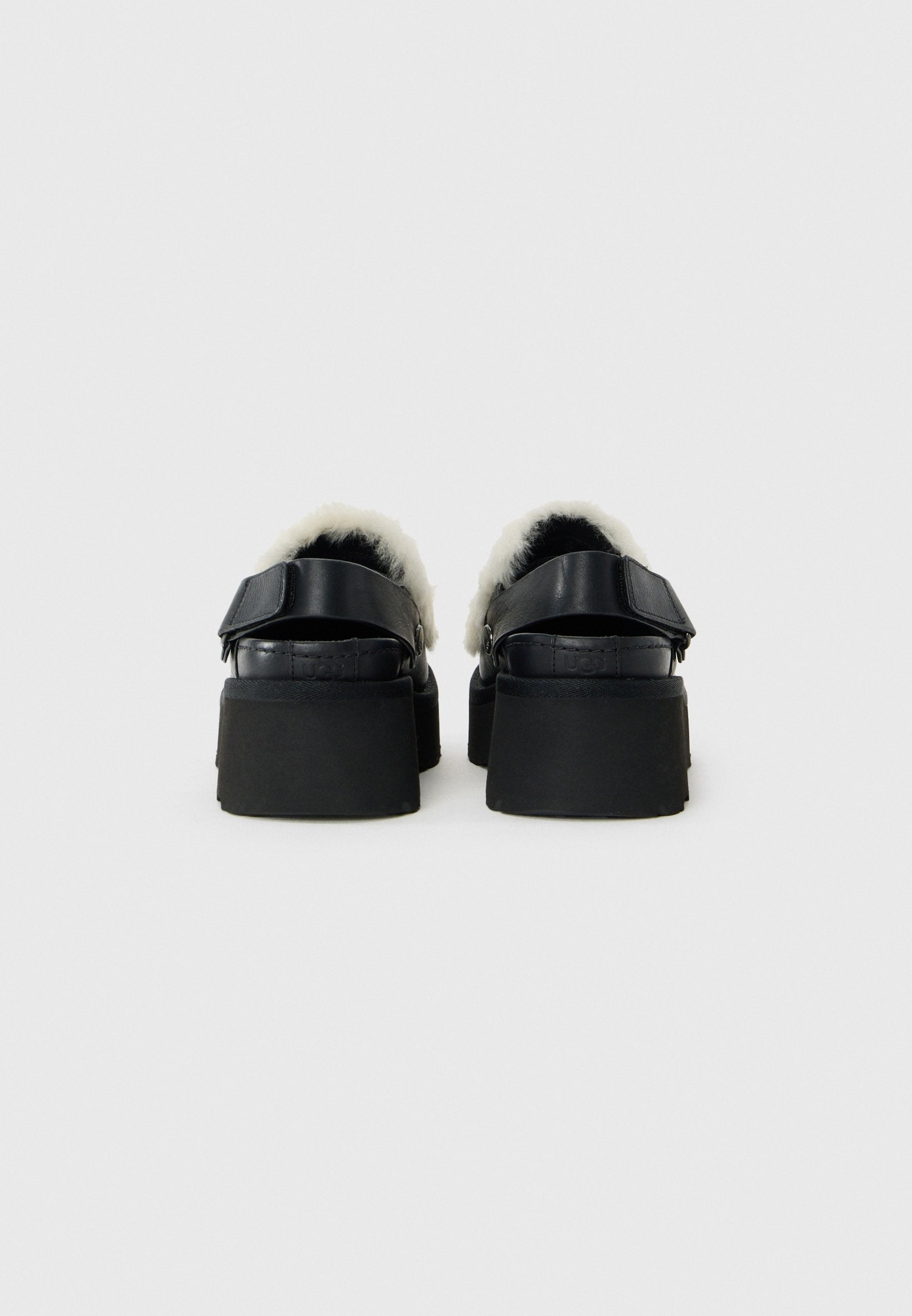 UGG ESMEE