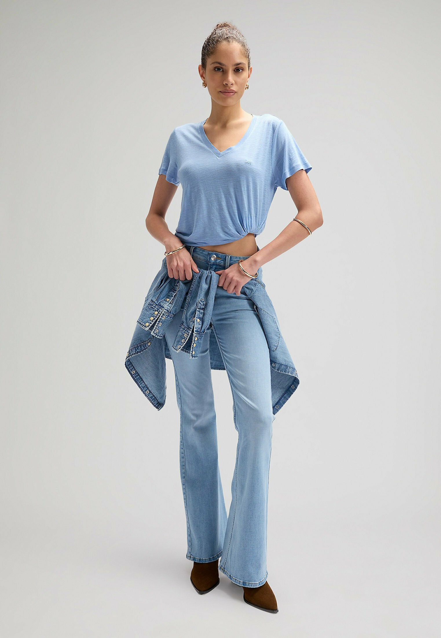Lee SHORT SLEEVE V NECK TEE  REGULAR FIT