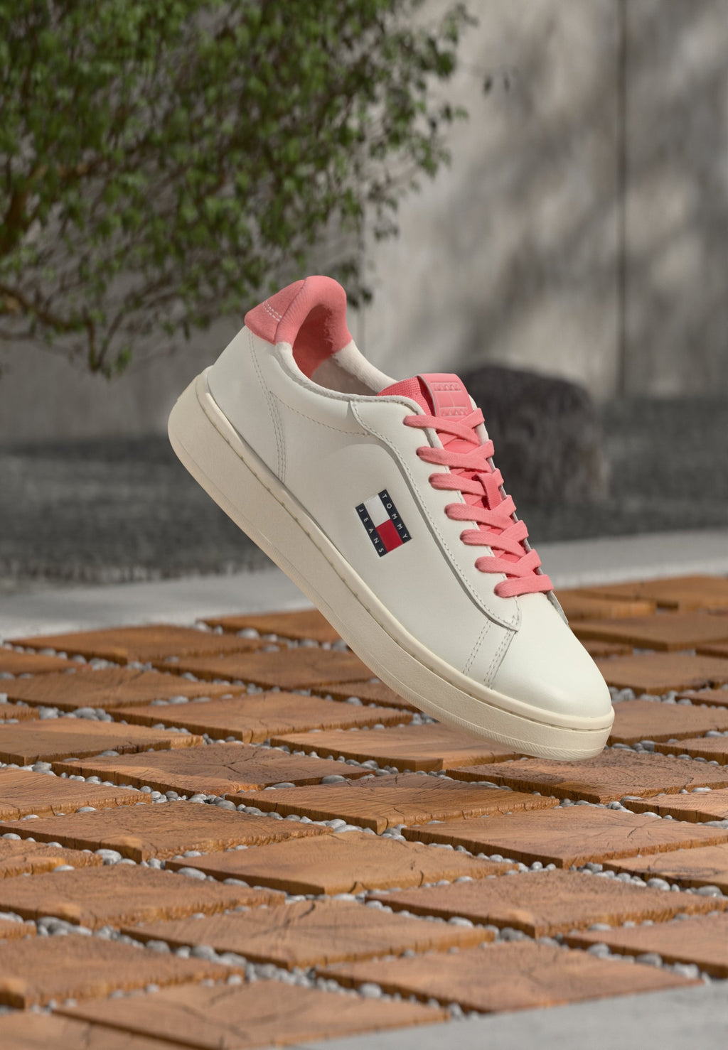Tommy Jeans ARCHIVE COURT LEATHER TRAINERS