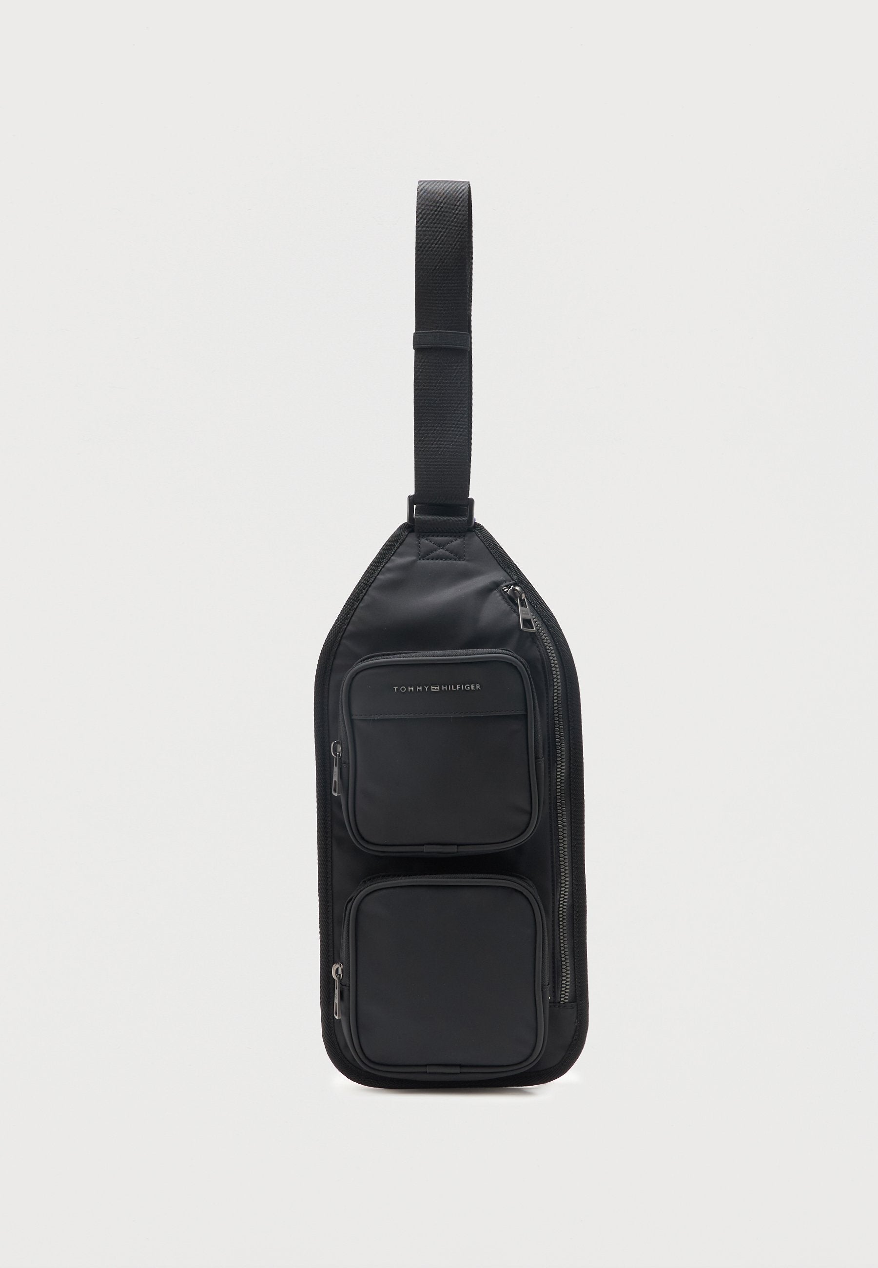 Tommy Hilfiger REPREVE SLINGPACK