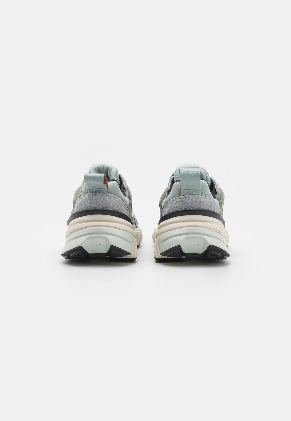 Nike Sportswear V2K RUN