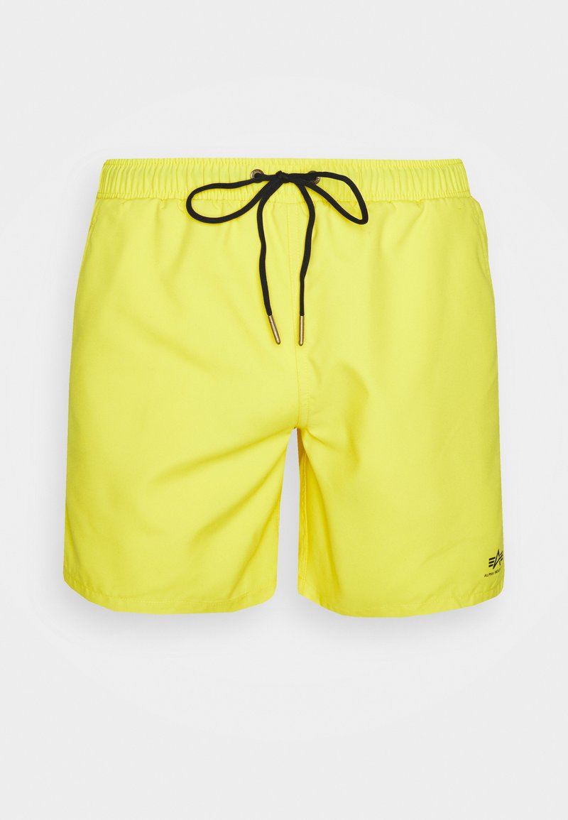 Gelbe Badeshorts mit einem elastischen Bund und schwarzem Kordelzug, kurzer Schnitt und dezentem Branding am unteren Saum.