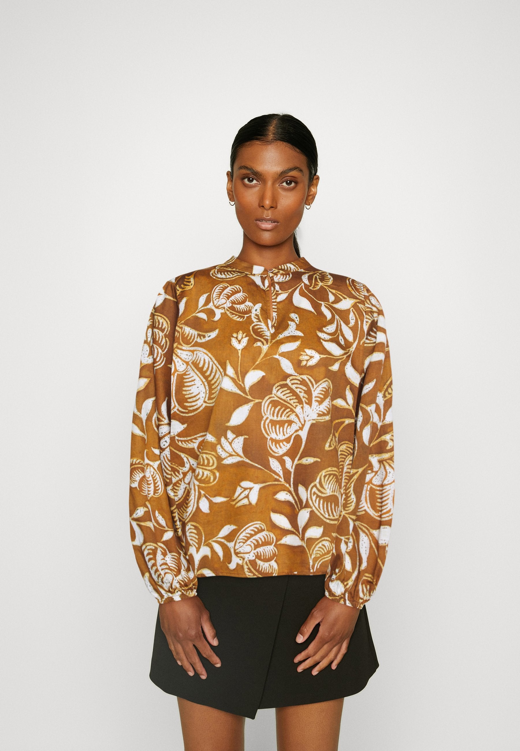 Emily van den Bergh BLOUSE