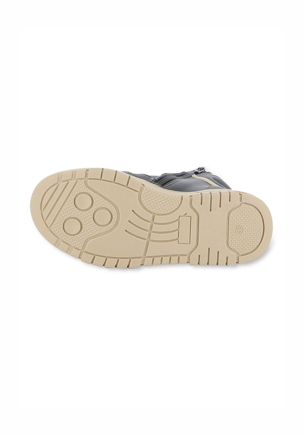SNEAKERS Media 5