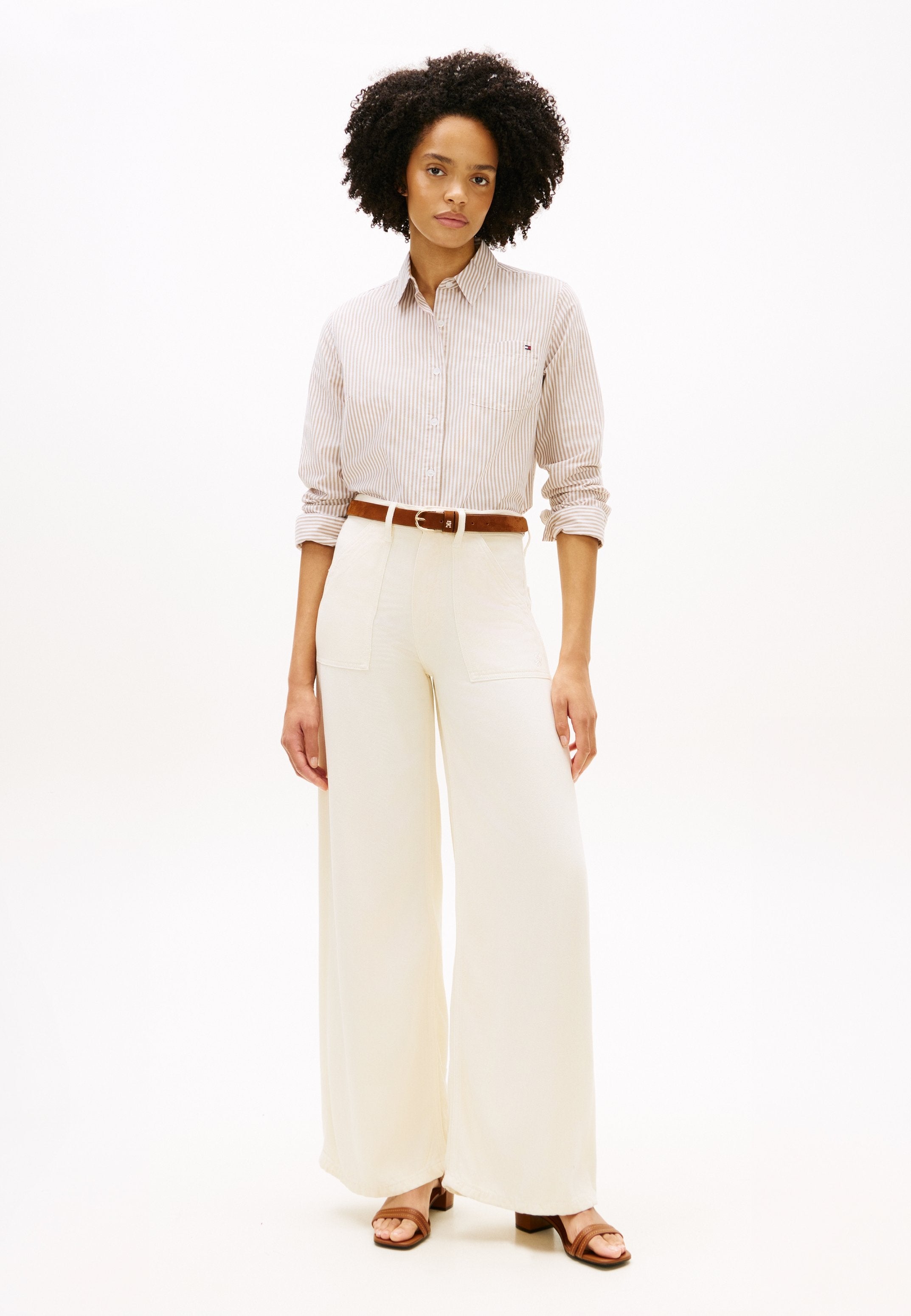 70S HIGH RISE WIDE LEG JEANS Media 2