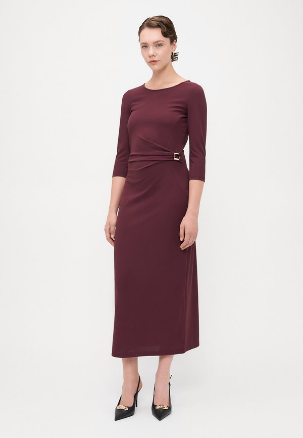 Vero Moda Tall VMHOSANNA 3/4 DRESS - Jersey dress - winetasting