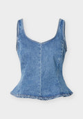 Blaues, ärmelloses, figurbetontes Top aus Denim mit Rundhalsausschnitt und leicht ausgestelltem Saum, auf weißem Hintergrund dargestellt.