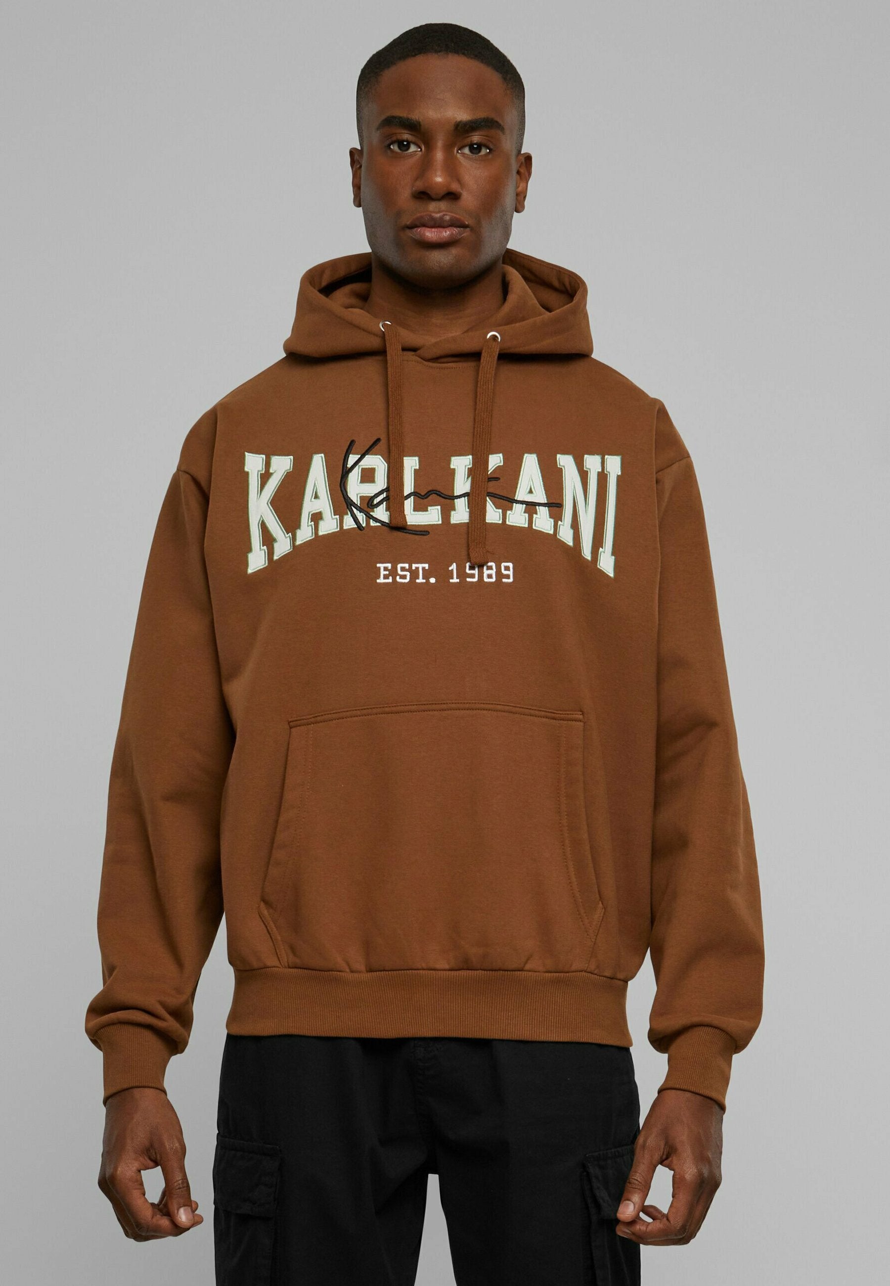 Karl Kani  COLLEGE SIGNATURE