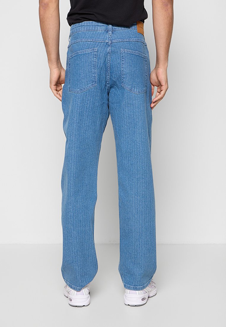 Lindbergh Loose Jeans Media 3
