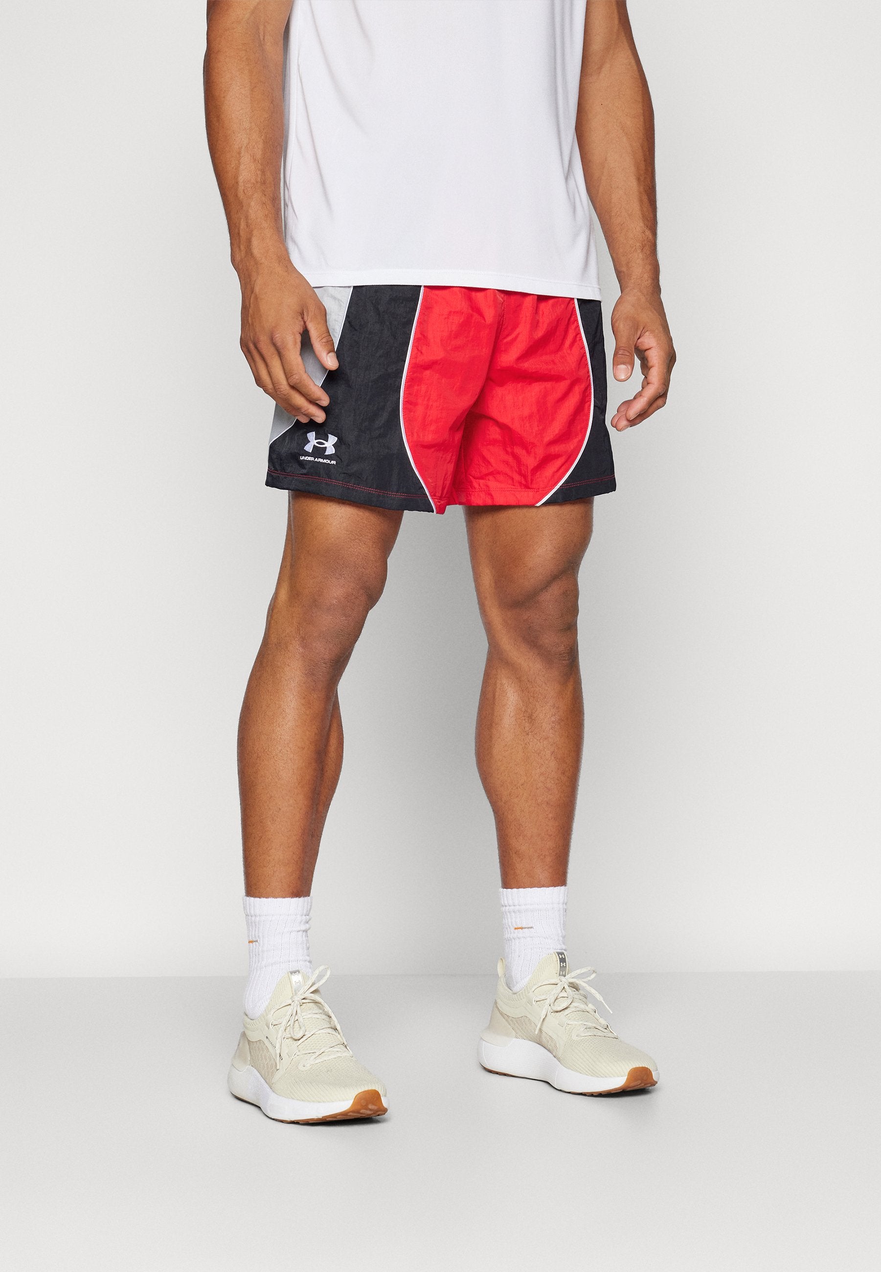 Under Armour ICON VOLLEY SHORTS