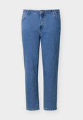 Vero Moda Curve VMCLUSIA TESSA MOM JEANS - Mom Jeans - medium blue denim