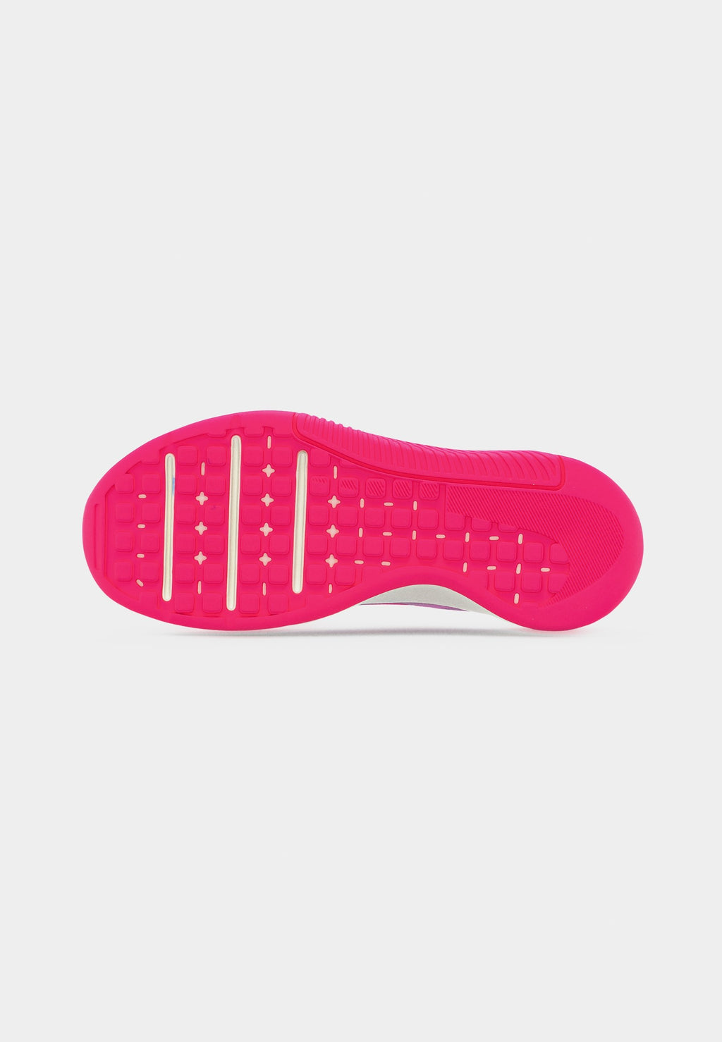 Nike Performance MC 3