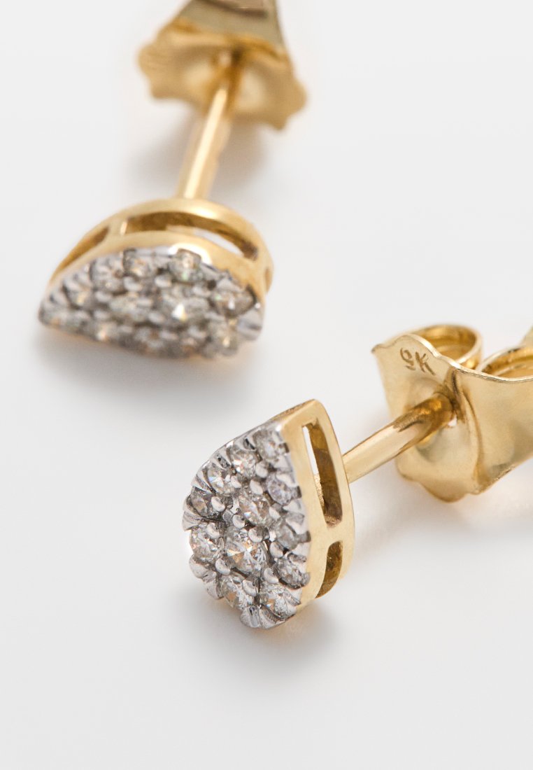 Revoni 0.15 CT DIAMOND