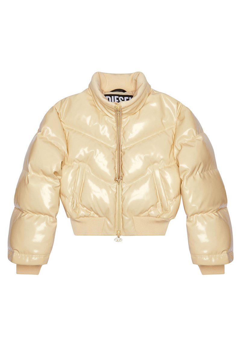 W CREMA - Diesel - View 1