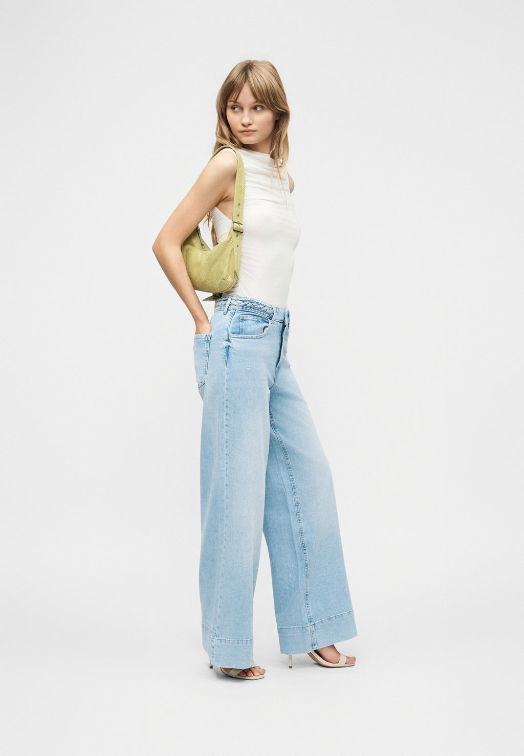 Wide-fit ONLJUICY High waist Wide Leg Fit Media 2