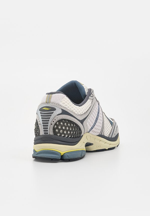 Saucony Originals PROGRID TRIUMPH 4