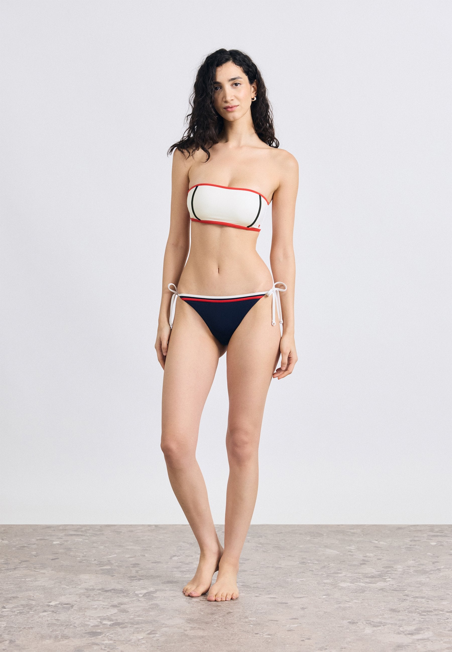 CLASSIC STRING SIDE TIE BIKINI BOTTOMS Media 2