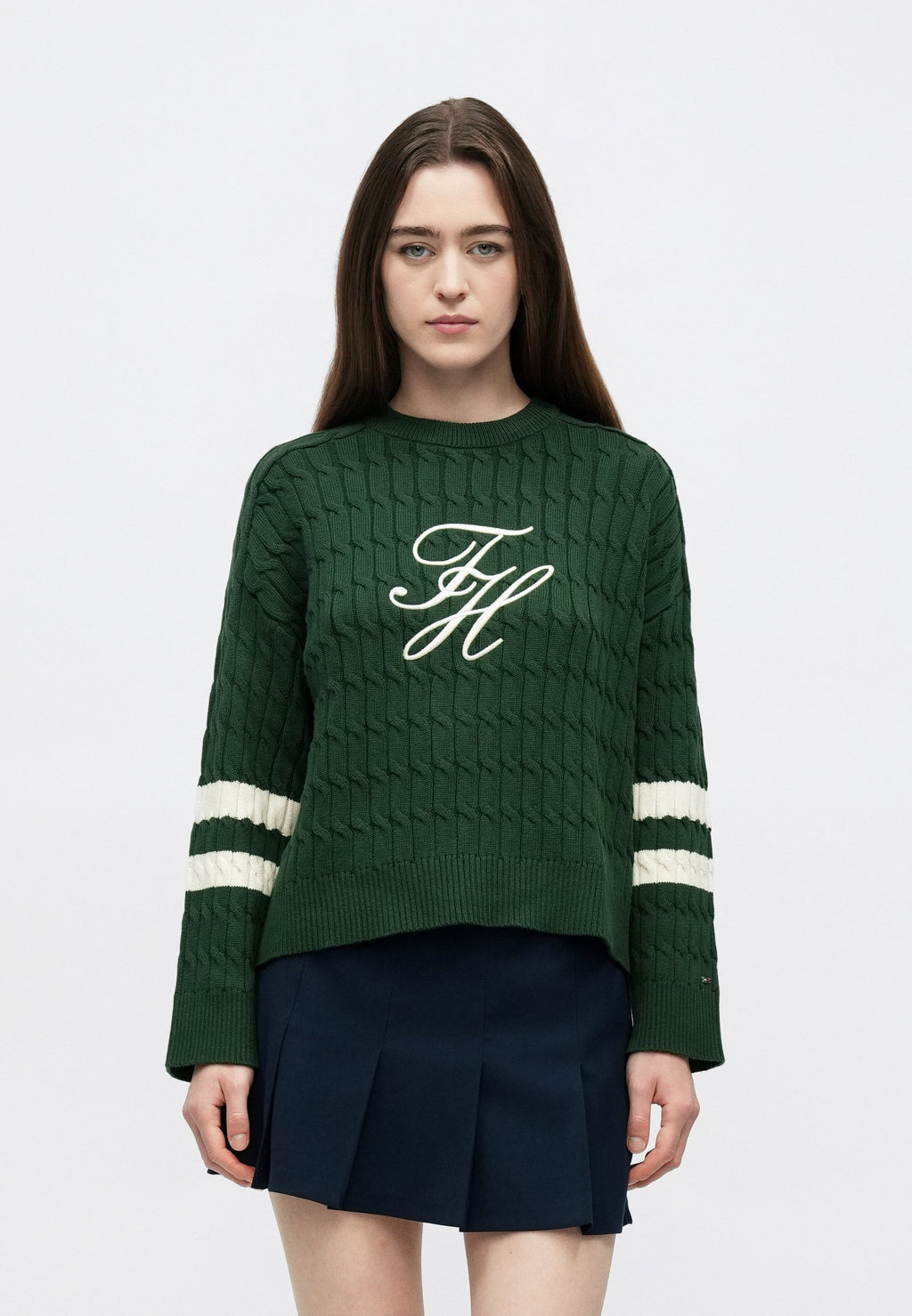 LOGO EMBROIDERY RELAXED CABLE KNIT JUMPER Media 3
