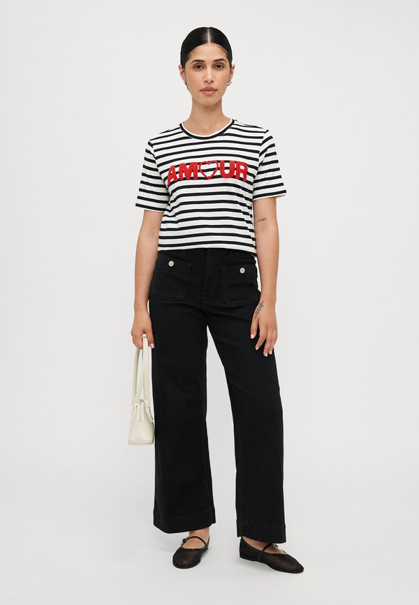 ONLY Petite ONLKIKO LIFE O NECK