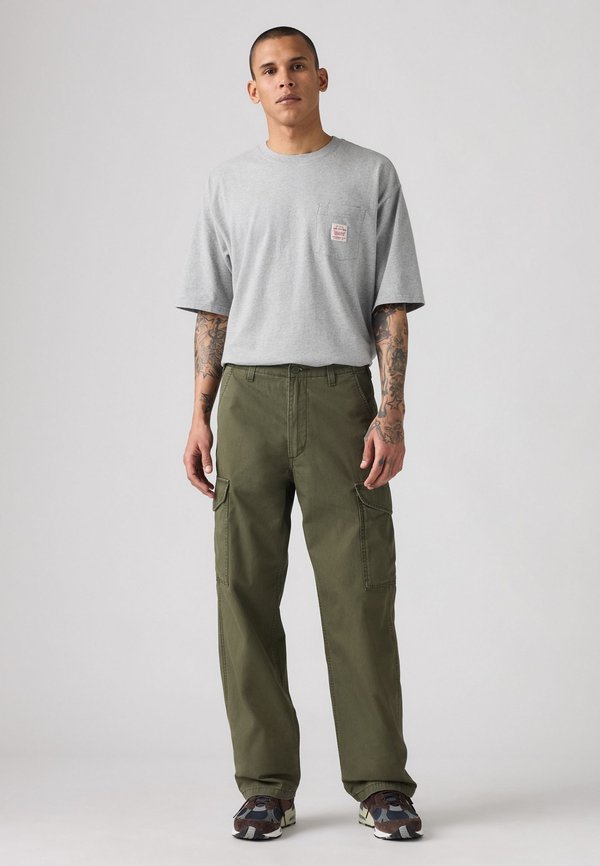 Levi's® XX CARGO BAGGY - Cargo trousers - forest night
