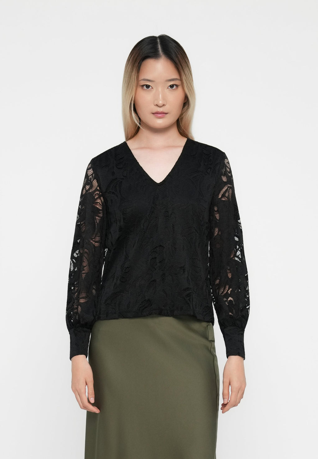 VILA VISTASIA V NECK