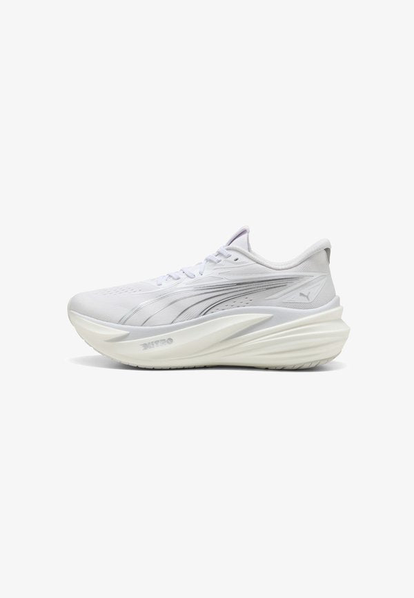 Puma MAGMAX NITRO 2 - Road running shoes - white-silver mist