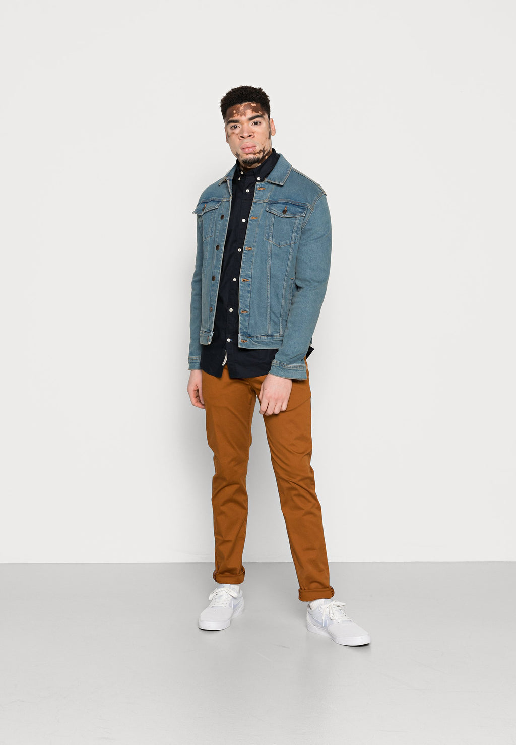 Scotch & Soda MOTT CONTAINS