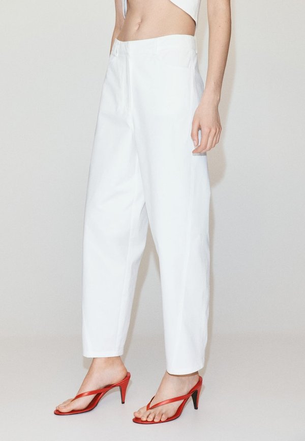 Mango ADULT - Straight leg jeans - white