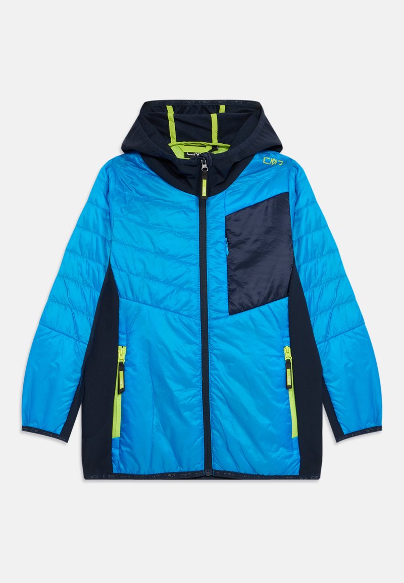 Blaue isolierte Jacke mit schwarzer Kapuze, ausgestattet mit einer Reißverschluss-Brusttasche, kontrastierenden grünen Reißverschlüssen und strukturierten Paneelen an den Ärmeln.
