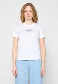 Weißes Baumwoll-T-Shirt mit einem Grafikdruck und dem Schriftzug "Diesel" in Blautönen, kurzen Ärmeln und einer lockeren Passform.