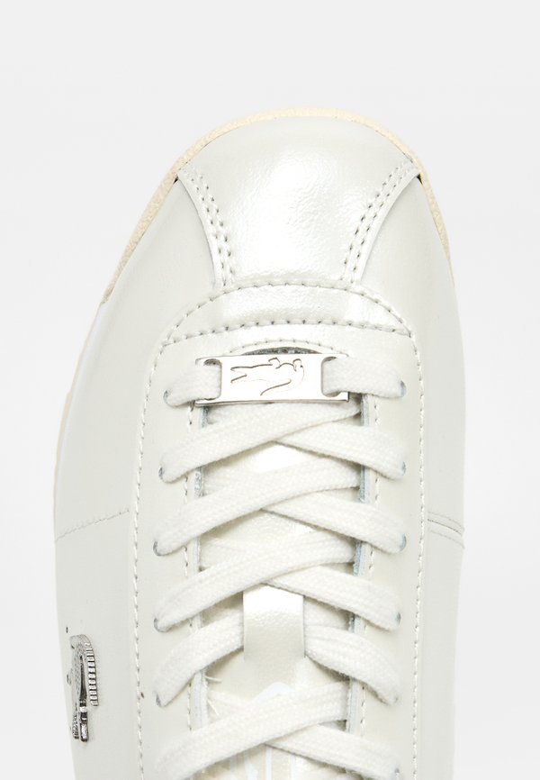 Lacoste CLUB