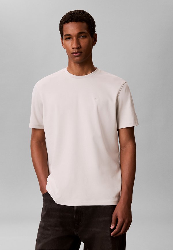 Calvin Klein CALVIN KLEIN - Basic T-shirt - moonstruck
